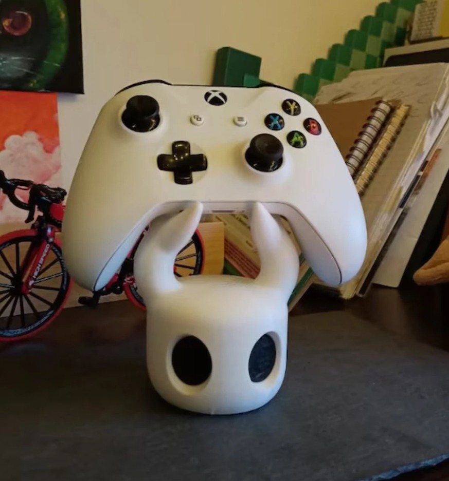 ゲームコントローラーゴーストディスプレイスタンド漫画デザイン - Gaming Accessories のレビューと価格